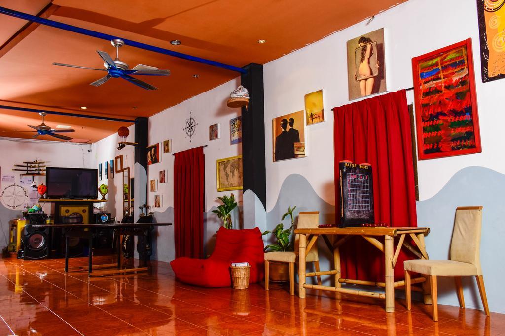 The Wanderlust Hostel Ko Pha Ngan Exterior photo