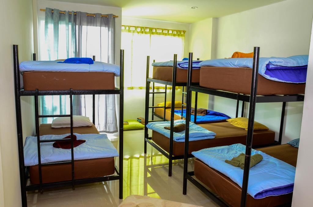 The Wanderlust Hostel Ko Pha Ngan Exterior photo